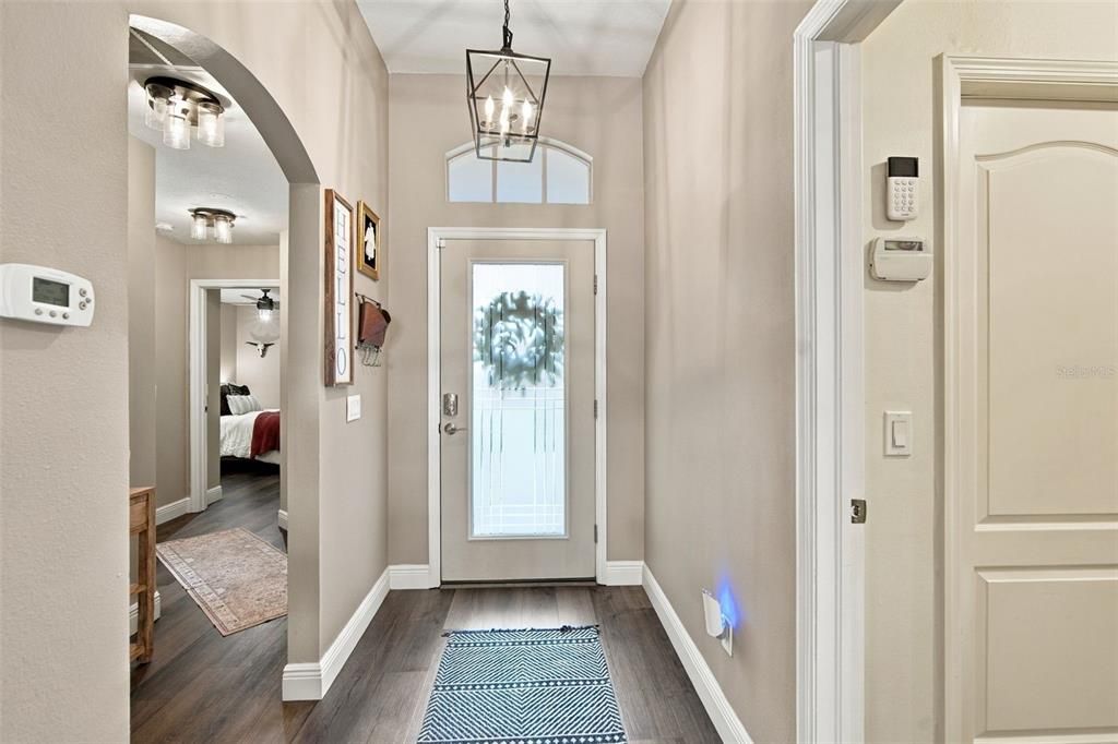 En Venta: $425,000 (3 camas, 2 baños, 1719 Pies cuadrados)