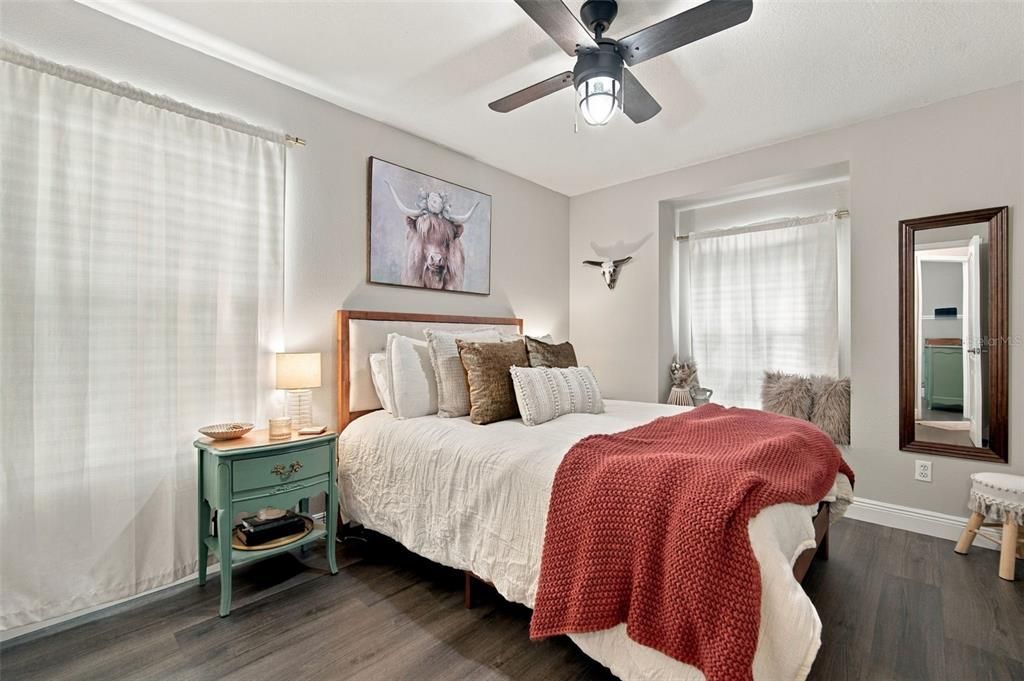 En Venta: $425,000 (3 camas, 2 baños, 1719 Pies cuadrados)