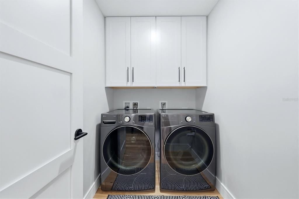 En Venta: $1,450,000 (3 camas, 2 baños, 2204 Pies cuadrados)
