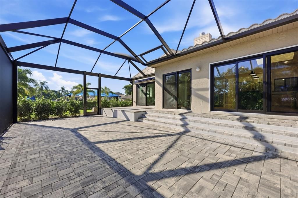 En Venta: $1,450,000 (3 camas, 2 baños, 2204 Pies cuadrados)