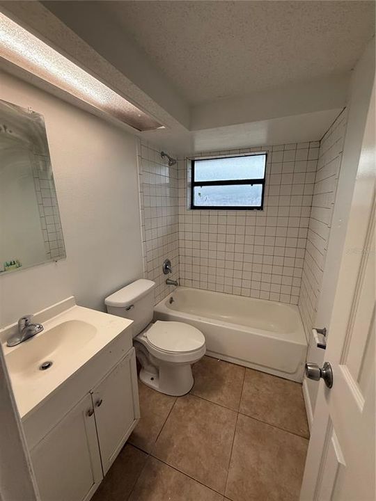 В аренду: $2,000 (4 спален, 2 ванн, 1522 Квадратных фут)