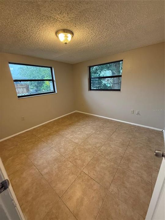 В аренду: $2,000 (4 спален, 2 ванн, 1522 Квадратных фут)