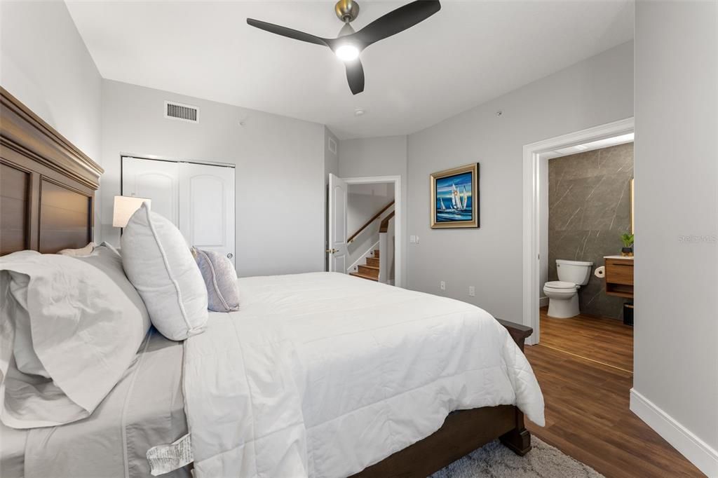 For Sale: $2,000,000 (3 beds, 4 baths, 4244 Square Feet)