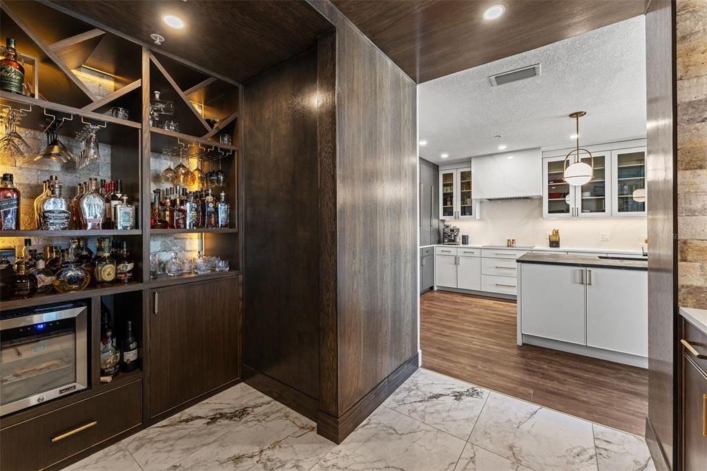 For Sale: $2,000,000 (3 beds, 4 baths, 4244 Square Feet)