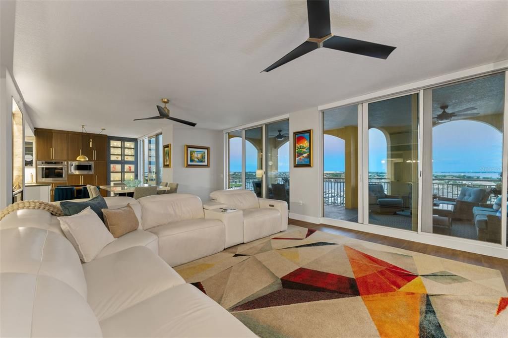 For Sale: $2,000,000 (3 beds, 4 baths, 4244 Square Feet)
