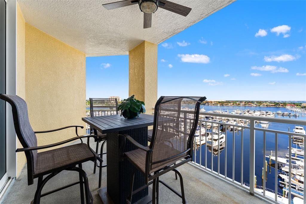 For Sale: $2,000,000 (3 beds, 4 baths, 4244 Square Feet)