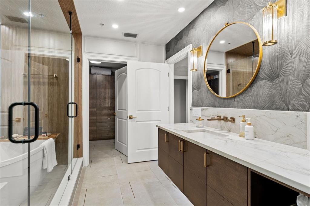 For Sale: $2,000,000 (3 beds, 4 baths, 4244 Square Feet)