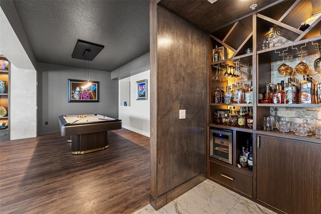 For Sale: $2,000,000 (3 beds, 4 baths, 4244 Square Feet)
