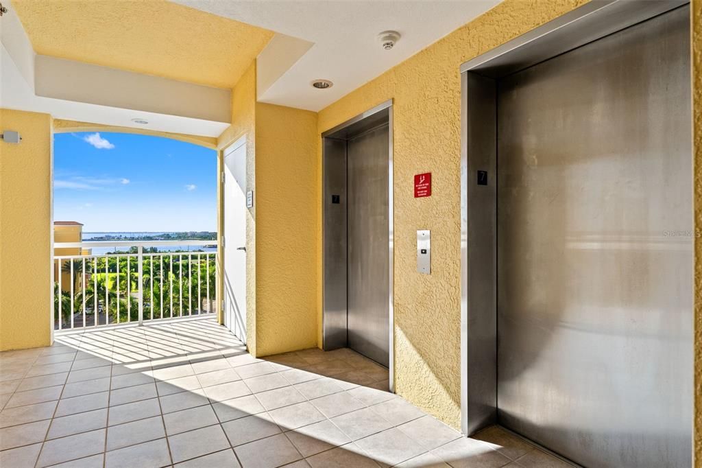 For Sale: $2,000,000 (3 beds, 4 baths, 4244 Square Feet)