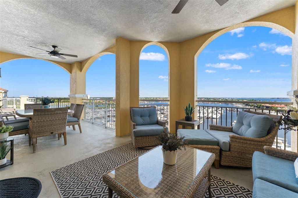 For Sale: $2,000,000 (3 beds, 4 baths, 4244 Square Feet)