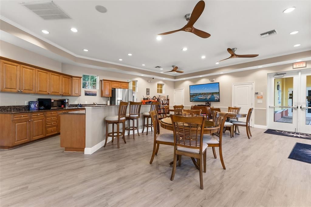 For Sale: $2,000,000 (3 beds, 4 baths, 4244 Square Feet)