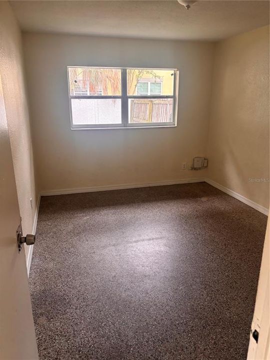 For Rent: $1,890 (3 beds, 1 baths, 1070 Square Feet)