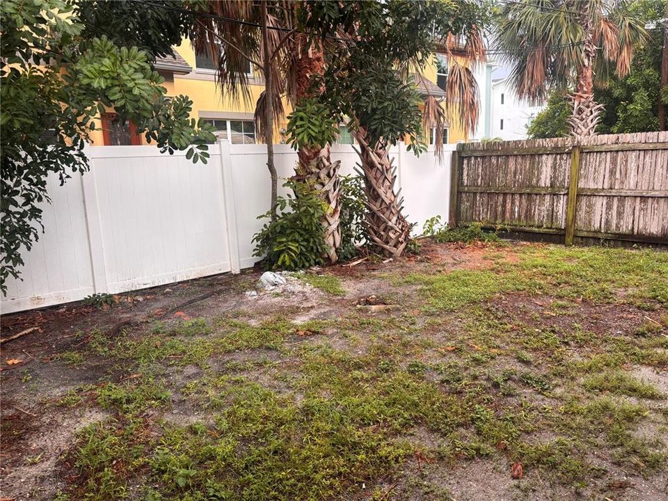 For Rent: $1,890 (3 beds, 1 baths, 1070 Square Feet)