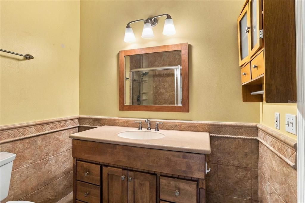 For Sale: $379,900 (3 beds, 2 baths, 1662 Square Feet)