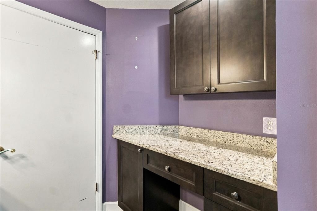 For Sale: $379,900 (3 beds, 2 baths, 1662 Square Feet)