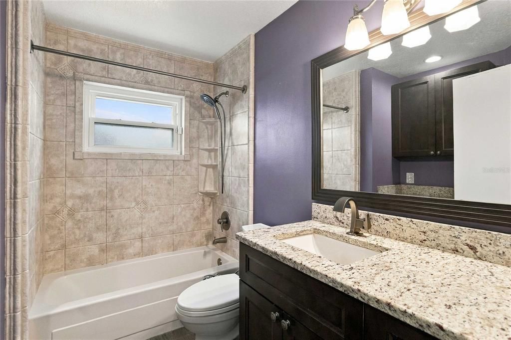 For Sale: $379,900 (3 beds, 2 baths, 1662 Square Feet)