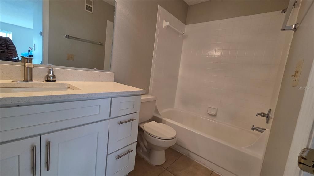 En Venta: $140,000 (2 camas, 2 baños, 829 Pies cuadrados)