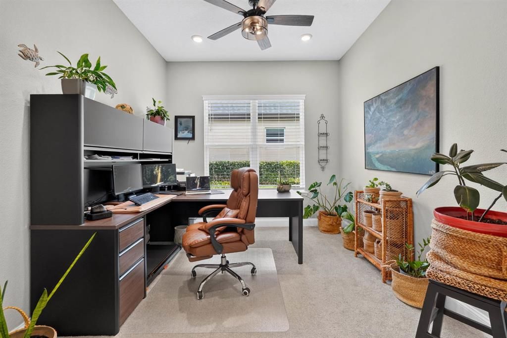 For Sale: $335,000 (2 beds, 2 baths, 1687 Square Feet)