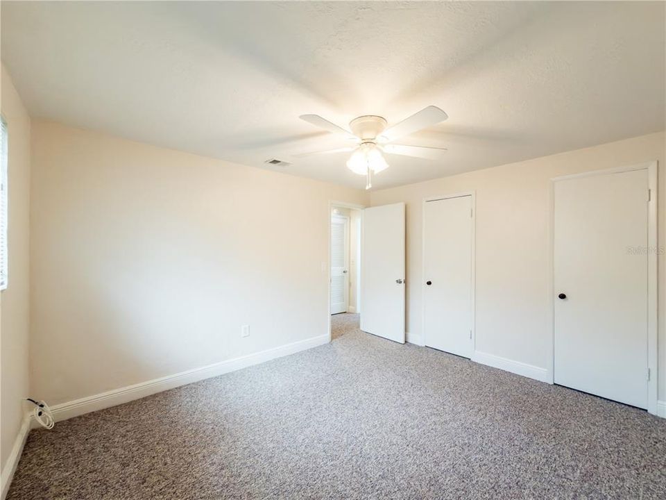For Rent: $1,795 (2 beds, 1 baths, 900 Square Feet)