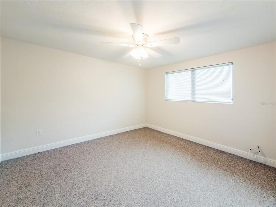 For Rent: $1,795 (2 beds, 1 baths, 900 Square Feet)