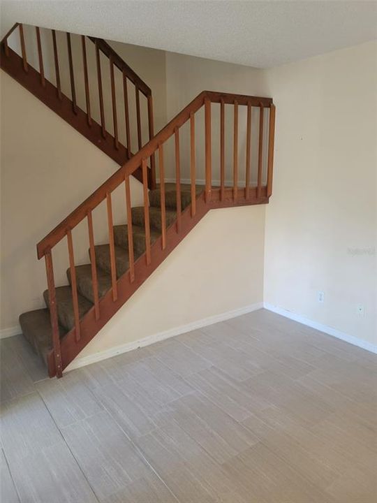 В аренду: $1,700 (2 спален, 2 ванн, 1288 Квадратных фут)