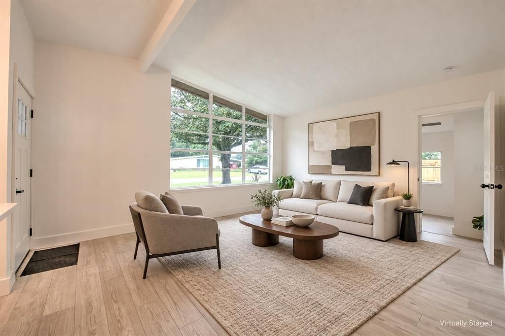 For Sale: $389,900 (3 beds, 2 baths, 1678 Square Feet)