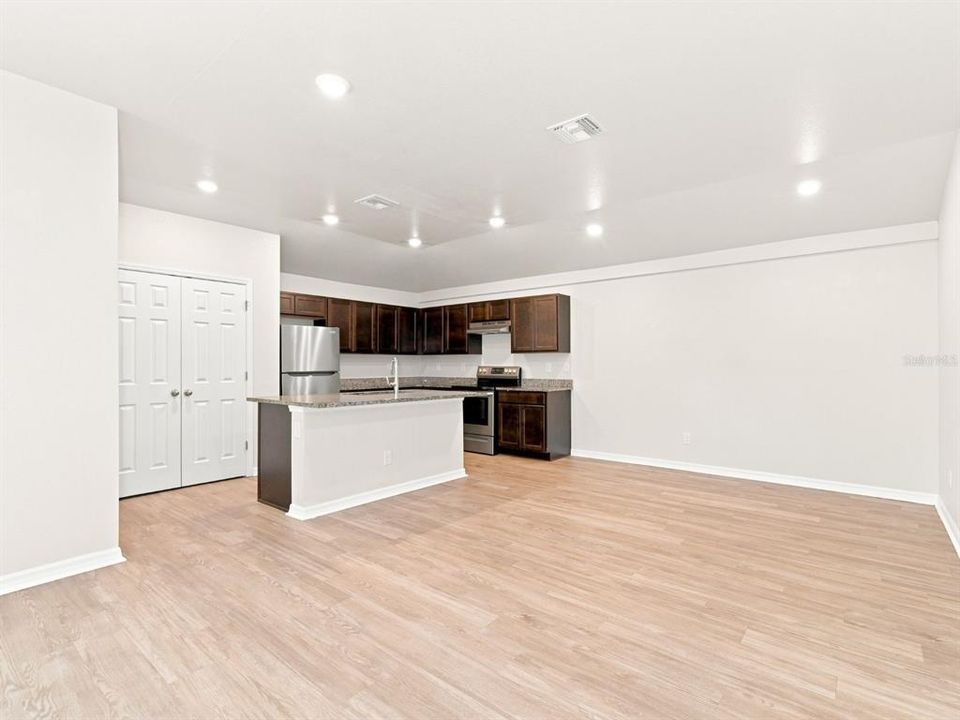 For Sale: $399,900 (4 beds, 0 baths, 2270 Square Feet)