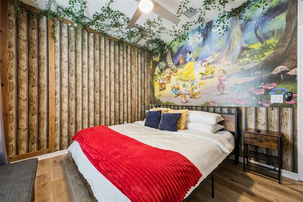 На продажу: $429,900 (5 спален, 4 ванн, 2281 Квадратных фут)