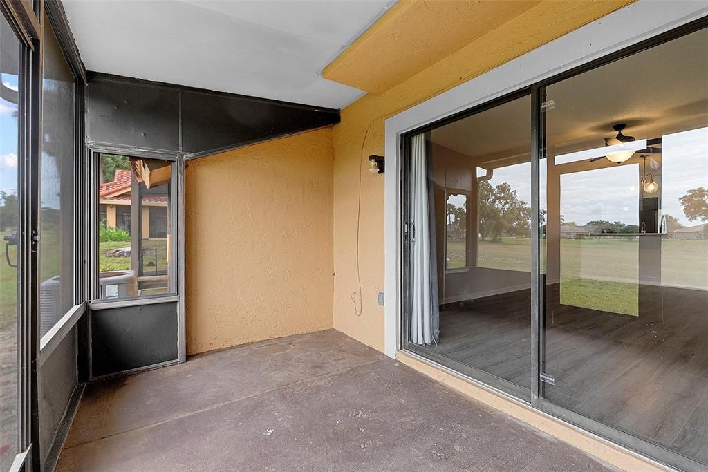 На продажу: $179,900 (2 спален, 1 ванн, 1137 Квадратных фут)