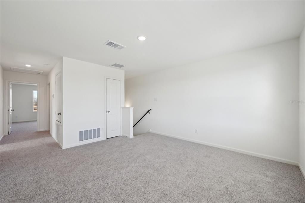 For Sale: $321,990 (3 beds, 2 baths, 1826 Square Feet)