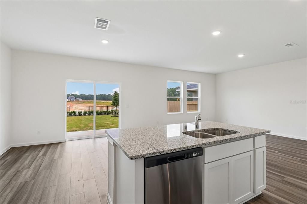 For Sale: $321,990 (3 beds, 2 baths, 1826 Square Feet)