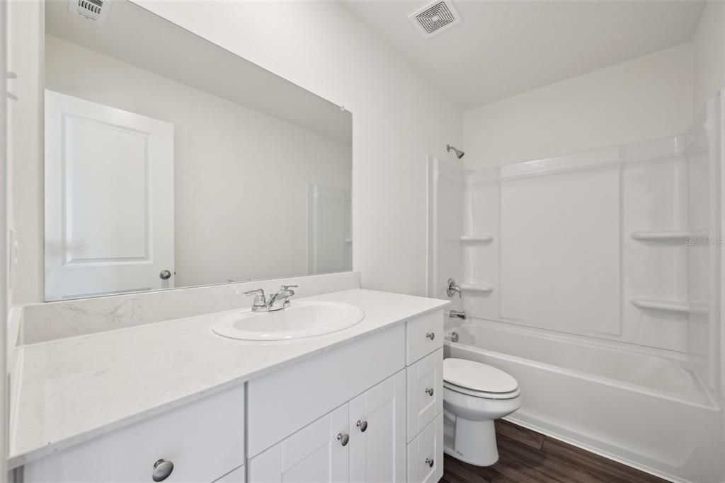 For Sale: $321,990 (3 beds, 2 baths, 1826 Square Feet)