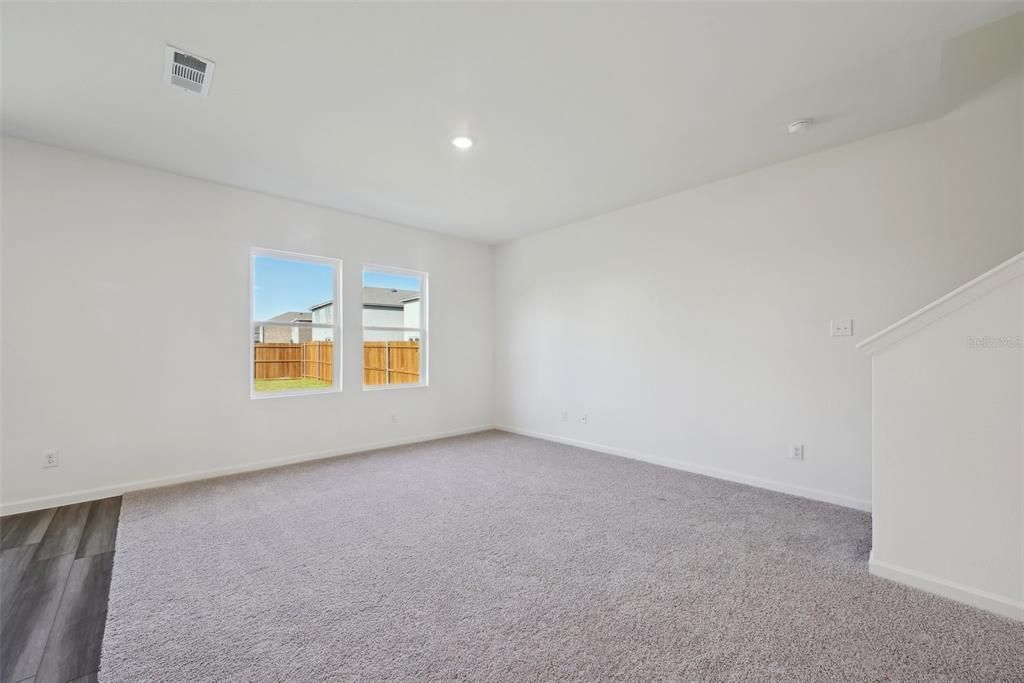 For Sale: $321,990 (3 beds, 2 baths, 1826 Square Feet)