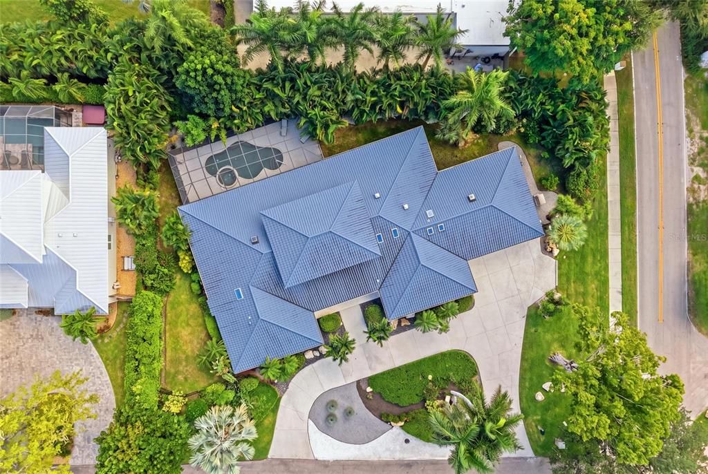 На продажу: $2,999,000 (4 спален, 2 ванн, 3933 Квадратных фут)