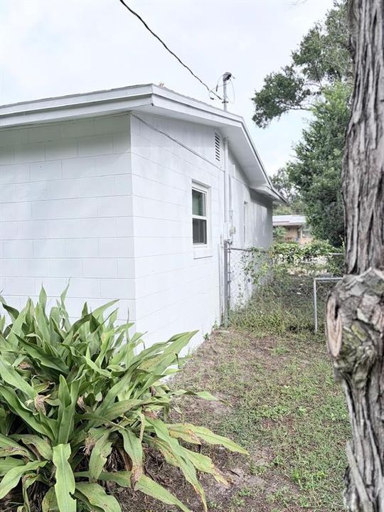 En Venta: $290,000 (2 camas, 1 baños, 940 Pies cuadrados)