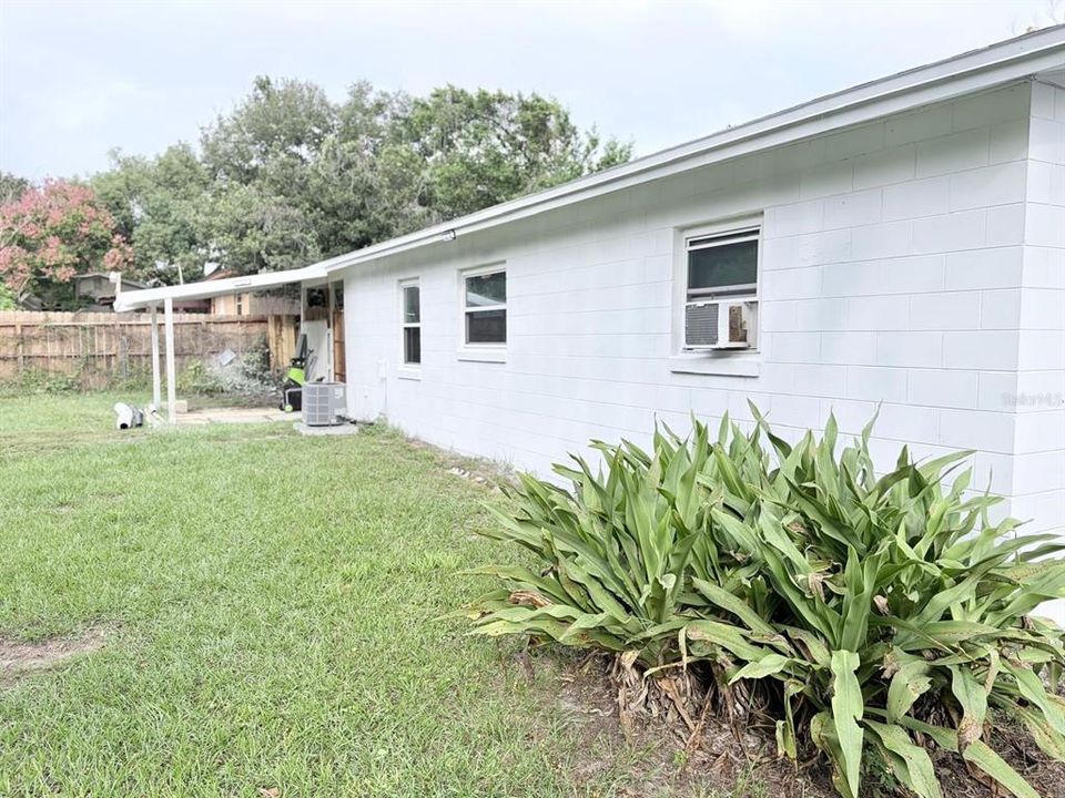 En Venta: $290,000 (2 camas, 1 baños, 940 Pies cuadrados)