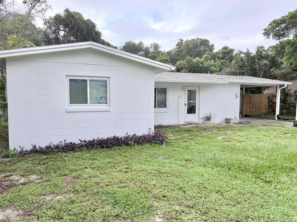En Venta: $290,000 (2 camas, 1 baños, 940 Pies cuadrados)