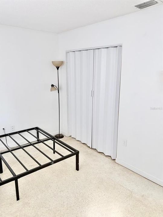 En Venta: $290,000 (2 camas, 1 baños, 940 Pies cuadrados)