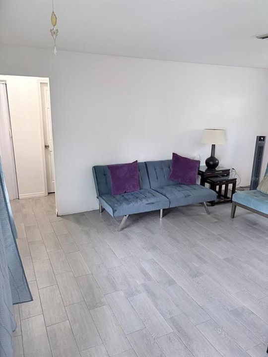 En Venta: $290,000 (2 camas, 1 baños, 940 Pies cuadrados)