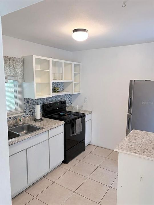 En Venta: $290,000 (2 camas, 1 baños, 940 Pies cuadrados)