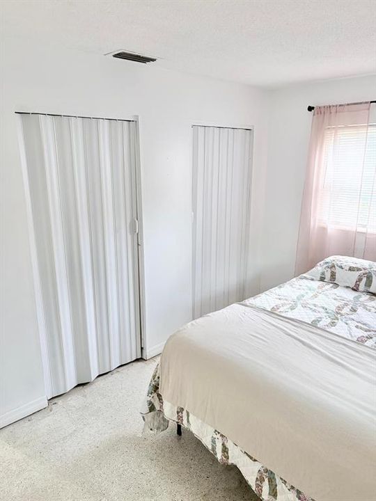 En Venta: $290,000 (2 camas, 1 baños, 940 Pies cuadrados)