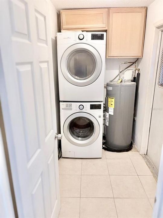 En Venta: $290,000 (2 camas, 1 baños, 940 Pies cuadrados)
