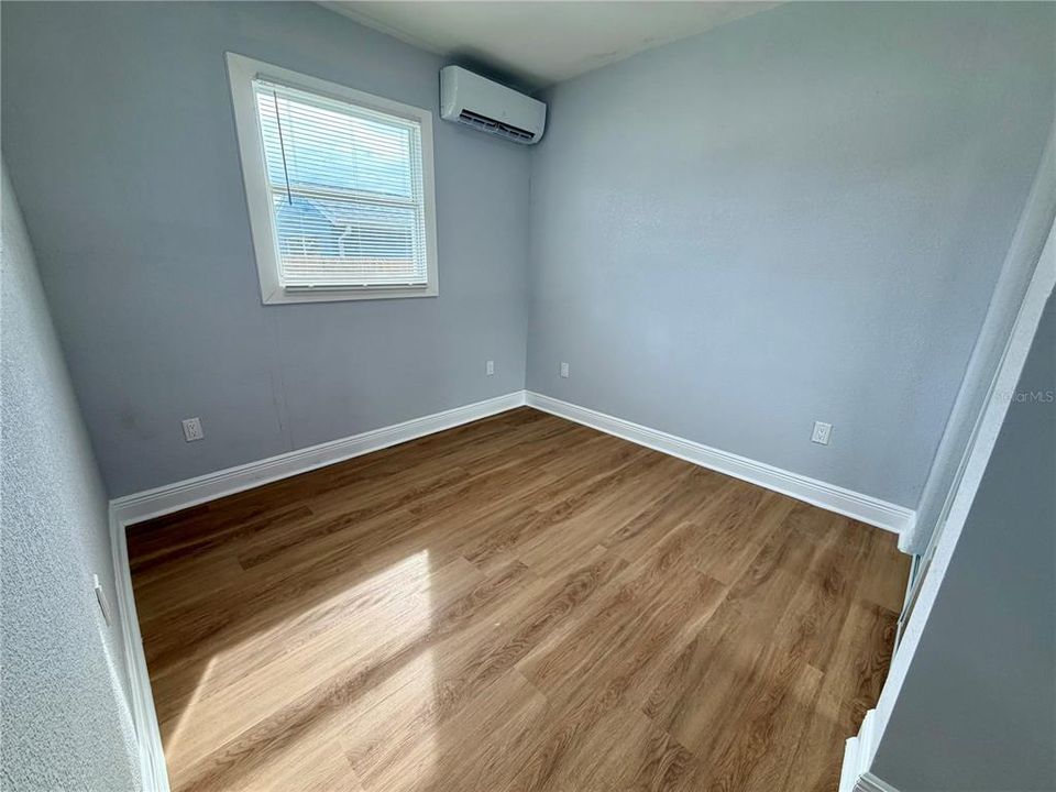На продажу: $399,000 (4 спален, 3 ванн, 1515 Квадратных фут)