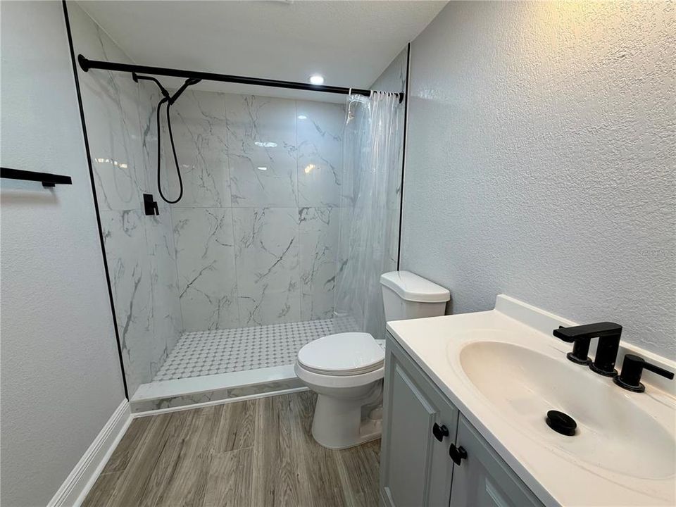 На продажу: $399,000 (4 спален, 3 ванн, 1515 Квадратных фут)