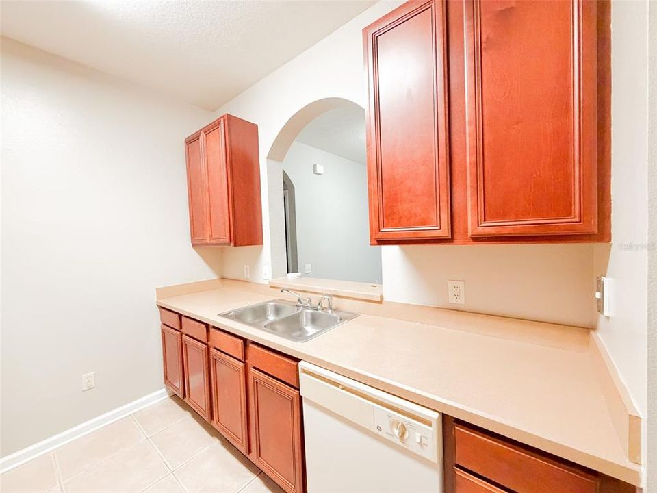 For Rent: $1,650 (2 beds, 2 baths, 1050 Square Feet)