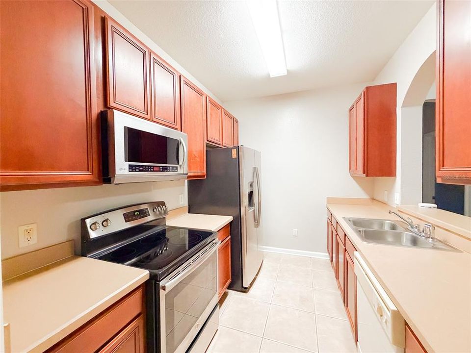 For Rent: $1,650 (2 beds, 2 baths, 1050 Square Feet)