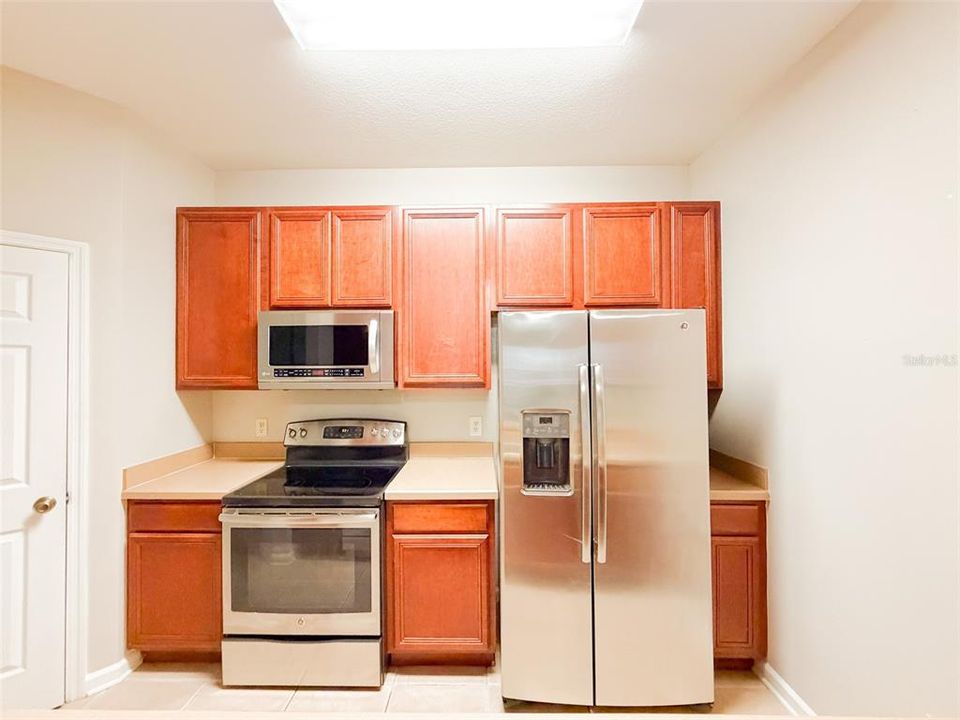For Rent: $1,650 (2 beds, 2 baths, 1050 Square Feet)