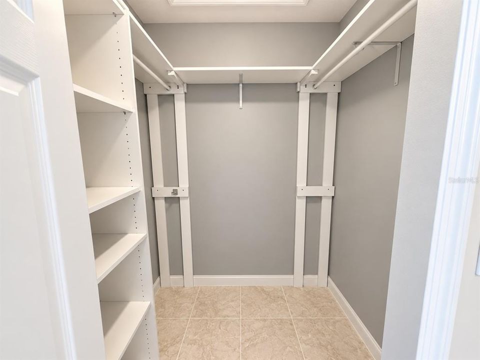 For Sale: $224,900 (3 beds, 2 baths, 1200 Square Feet)