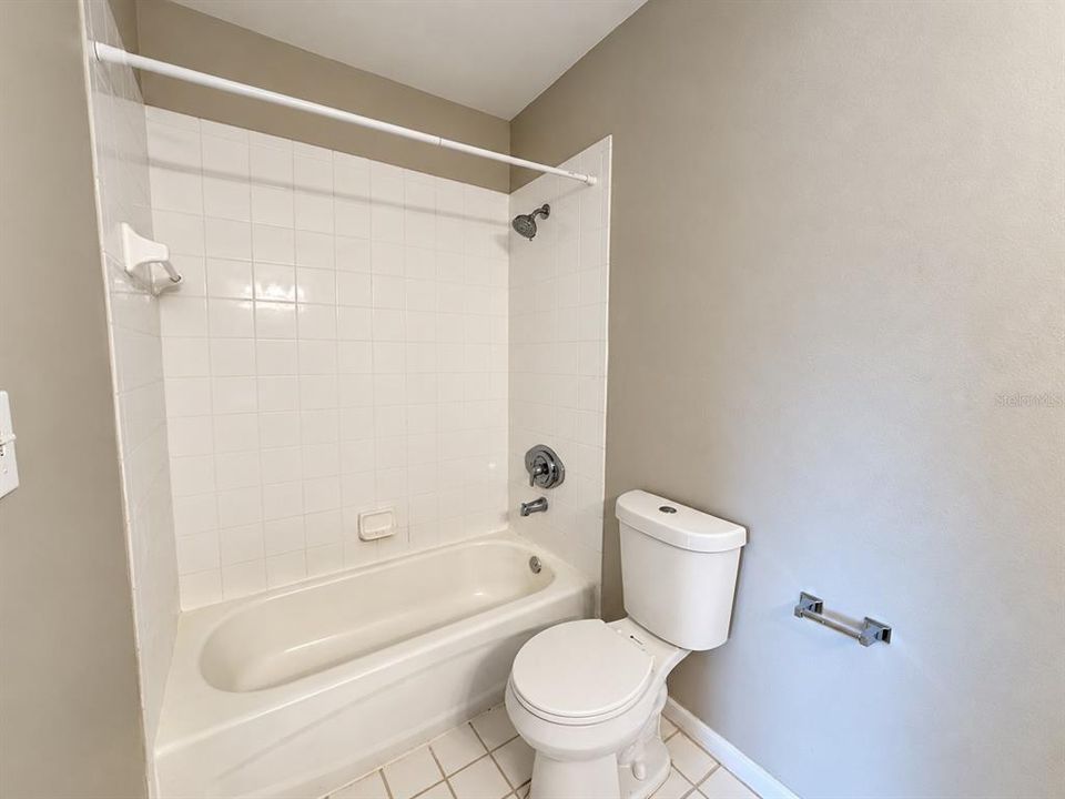 For Sale: $224,900 (3 beds, 2 baths, 1200 Square Feet)