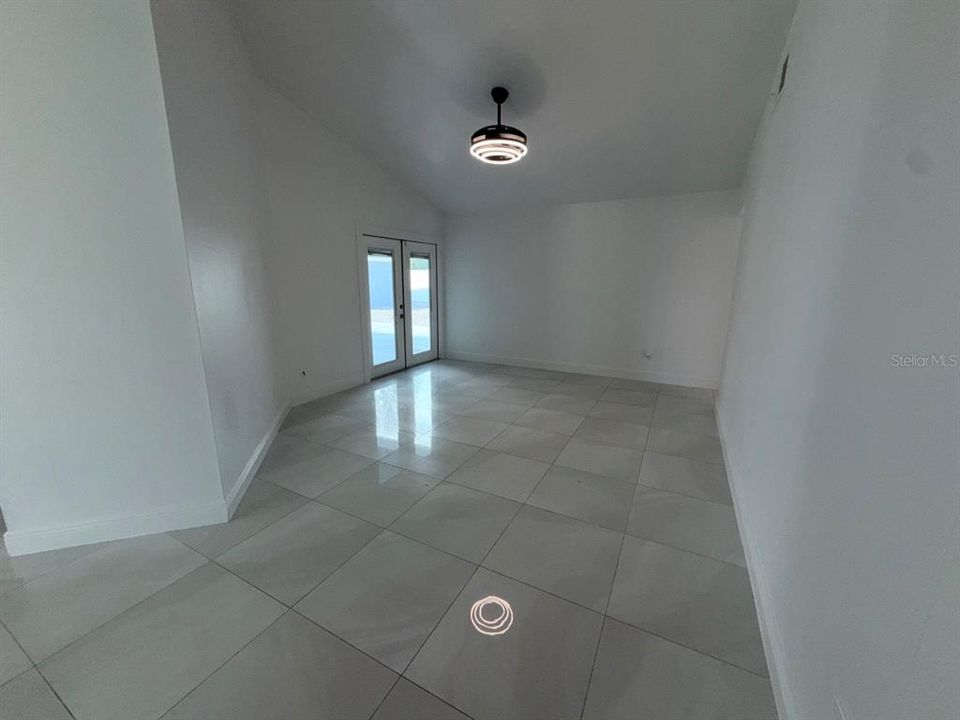 En Renta: $3,000 (4 camas, 2 baños, 1899 Pies cuadrados)